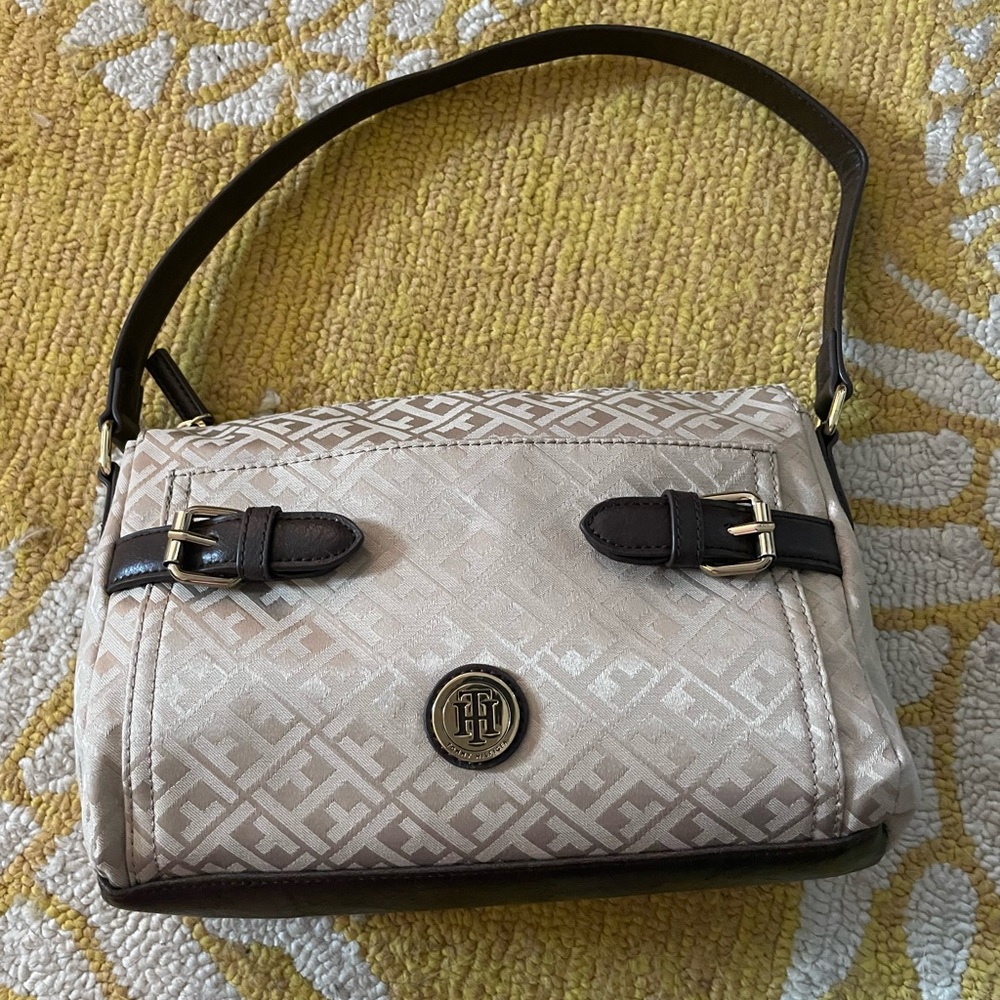 NWOT Tommy Hilfiger Hobo